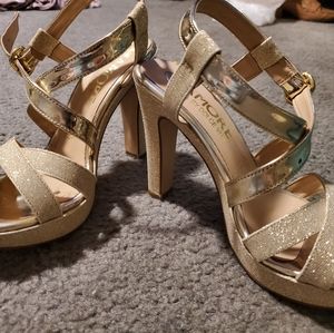 Amore by Dolce Vita heels